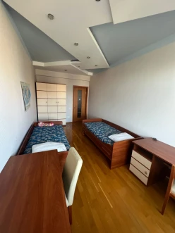 İcarə yeni tikili 4 otaqlı 210 m², Gənclik m.-14