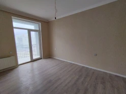 İcarə yeni tikili 3 otaqlı 85 m², İnşaatçılar m.-5