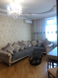 Satılır yeni tikili 3 otaqlı 109 m², Azadlıq prospekti m.-2