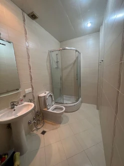 İcarə yeni tikili 4 otaqlı 210 m², Gənclik m.-7