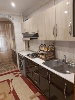 İcarə köhnə tikili 3 otaqlı 85 m²,  Elmlər Akademiyası m.-5