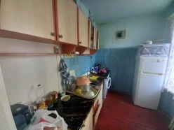 Satılır köhnə tikili 2 otaqlı 44 m², Həzi Aslanov m.-6 Satılır köhnə tikili 2 otaqlı 44 m², Həzi Aslanov m.-6