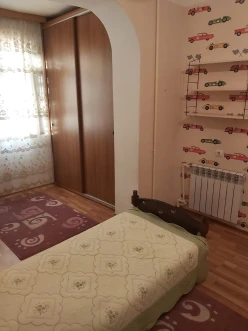 İcarə köhnə tikili 3 otaqlı 85 m²,  Elmlər Akademiyası m.-12