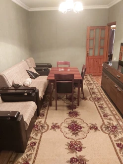 İcarə köhnə tikili 3 otaqlı 85 m²,  Elmlər Akademiyası m.-7