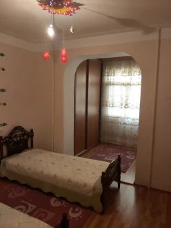 İcarə köhnə tikili 3 otaqlı 85 m²,  Elmlər Akademiyası m.-9