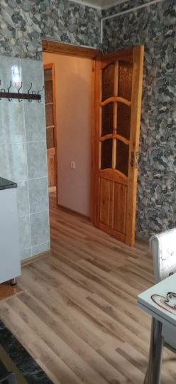 Satılır köhnə tikili 2 otaqlı 75 m², Gənclik m.-10