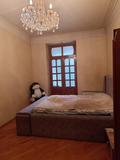 Satılır köhnə tikili 3 otaqlı 99 m²,  Avtovağzal m.-3