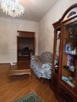 Satılır köhnə tikili 3 otaqlı 99 m²,  Avtovağzal m.-2