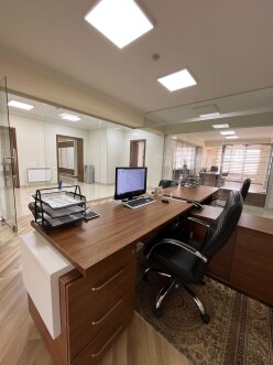 İcarə ofis 10 otaqlı 400 m²,  Yasamal-2