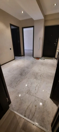 Satılır yeni tikili 3 otaqlı 95 m², İnşaatçılar m.-16