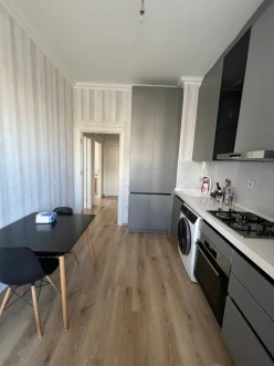 Satılır yeni tikili 3 otaqlı 90 m², Yasamal q.-8