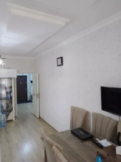 İcarə yeni tikili 2 otaqlı 77 m², İnşaatçılar m.-12