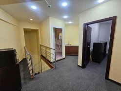 İcarə obyekt 220 m²,  Nəriman Nərimanov m.-17