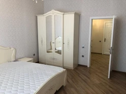 İcarə yeni tikili 4 otaqlı 150 m², Nizami m.-5