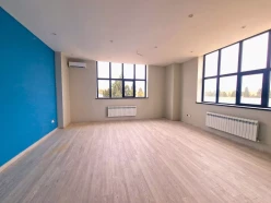 İcarə ofis 3 otaqlı 180 m², Ulduz m.-13