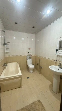İcarə yeni tikili 3 otaqlı 70 m²,  İnşaatçılar m.-3