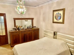 İcarə köhnə tikili 4 otaqlı 140 m²,  Şah İsmayıl Xətai m.-7