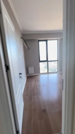 Satılır yeni tikili 2 otaqlı 65 m²,  İnşaatçılar m.-6