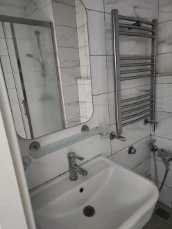 İcarə yeni tikili 2 otaqlı 55 m²,  İnşaatçılar m.-5