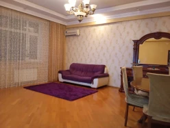Satılır yeni tikili 3 otaqlı 115 m², Qara Qarayev m.-6 Satılır yeni tikili 3 otaqlı 115 m², Qara Qarayev m.-6