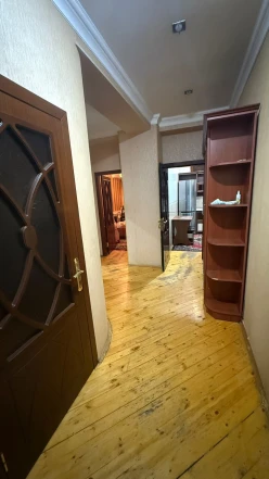 İcarə yeni tikili 3 otaqlı 70 m²,  İnşaatçılar m.-8