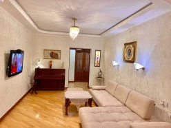 İcarə köhnə tikili 4 otaqlı 140 m²,  Şah İsmayıl Xətai m.-2