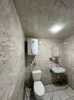 İcarə köhnə tikili 2 otaqlı 60 m²,  İnşaatçılar m.-13