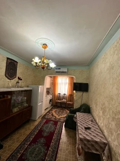 İcarə köhnə tikili 2 otaqlı 60 m²,  İnşaatçılar m.-18