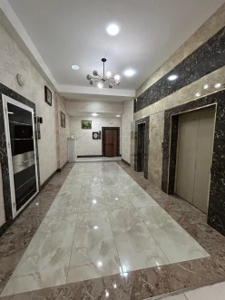 Satılır yeni tikili 3 otaqlı 82 m²,  Nəsimi-13