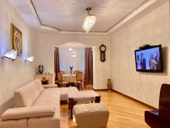 İcarə köhnə tikili 4 otaqlı 140 m²,  Şah İsmayıl Xətai m.-4