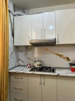 İcarə köhnə tikili 2 otaqlı 60 m²,  İnşaatçılar m.-2