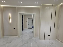 Satılır yeni tikili 3 otaqlı 103 m²,  İnşaatçılar m.-8
