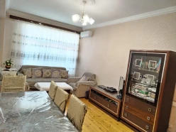 Satılır yeni tikili 2 otaqlı 80 m², Yeni Yasamal q.-2