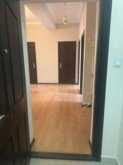 İcarə yeni tikili 4 otaqlı 103 m², İnşaatçılar m.-2