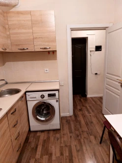 İcarə yeni tikili 1 otaqlı 40 m², İnşaatçılar m.-5