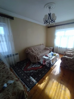 İcarə köhnə tikili 2 otaqlı 60 m², İnşaatçılar m.-9