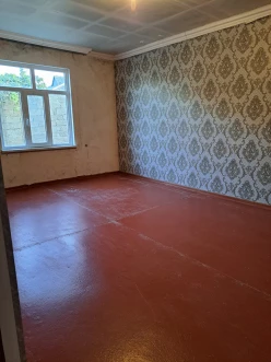 Satılır köhnə tikili 6 otaqlı 370 m², Suraxanı r.-8