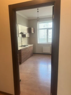 İcarə yeni tikili 4 otaqlı 103 m², İnşaatçılar m.-16