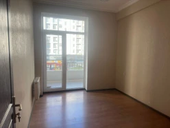 İcarə yeni tikili 4 otaqlı 103 m², İnşaatçılar m.-8