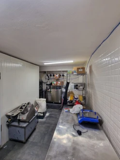 İcarə obyekt 600 m²,  Elmlər Akademiyası m.-8