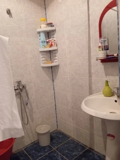 Satılır köhnə tikili 2 otaqlı 55 m²,  Avtovağzal m.-12