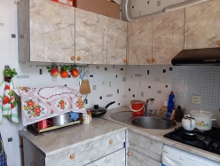 Satılır köhnə tikili 2 otaqlı 55 m²,  Avtovağzal m.-3