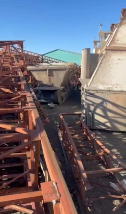 Satılır ofis 6 otaqlı 6 m²,  İnşaatçılar m.-3