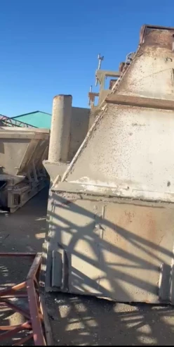 Satılır ofis 6 otaqlı 6 m²,  İnşaatçılar m.-2