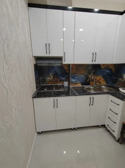 Satılır yeni tikili 2 otaqlı 60 m², İnşaatçılar m.-8