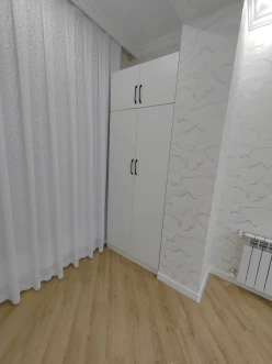 Satılır yeni tikili 2 otaqlı 60 m², İnşaatçılar m.-7