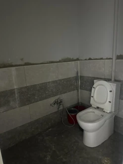 İcarə obyekt 70 m², Avtovağzal m.-11