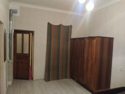 İcarə köhnə tikili 2 otaqlı 50 m²,  Bakıxanov-5