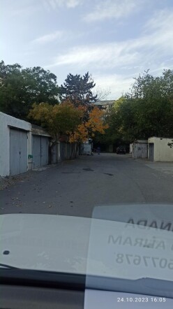 Satılır qaraj 27 m²,  Bakıxanov-8