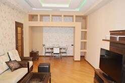 İcarə yeni tikili 2 otaqlı 110 m²,  Səbail-3